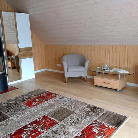 Roenne Majutus Pensjonat Parnawa