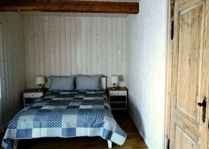 Pensión Roenne Majutus 3*